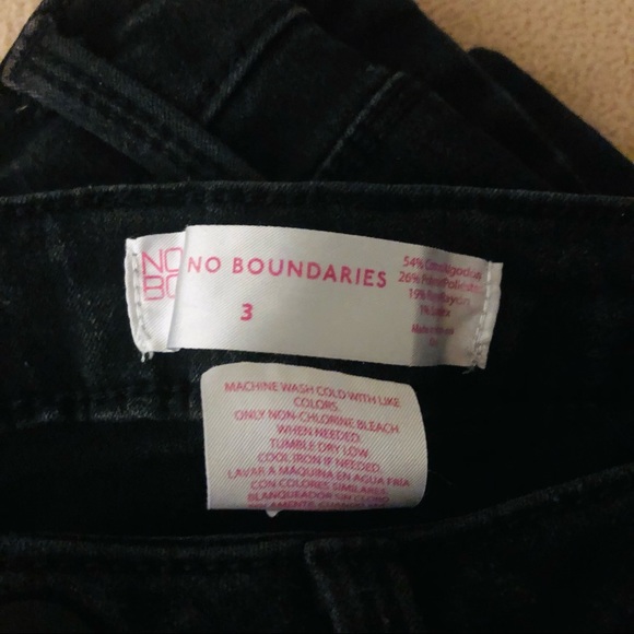 Jeans - Picture 3 of 3